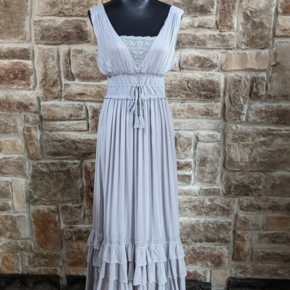 In Loom Romantic Boho Periwinkle Sleeveless Maxi Dress Medium NWT